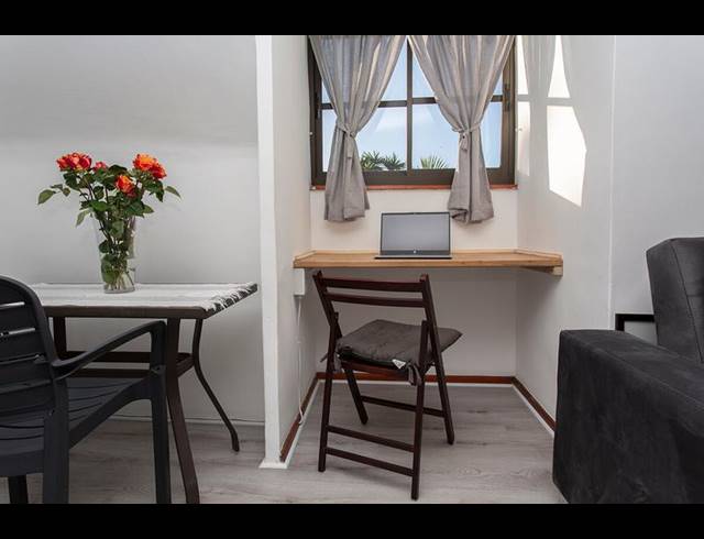 1 BEDROOM PROPERTY TO RENT IN EDEN PARK